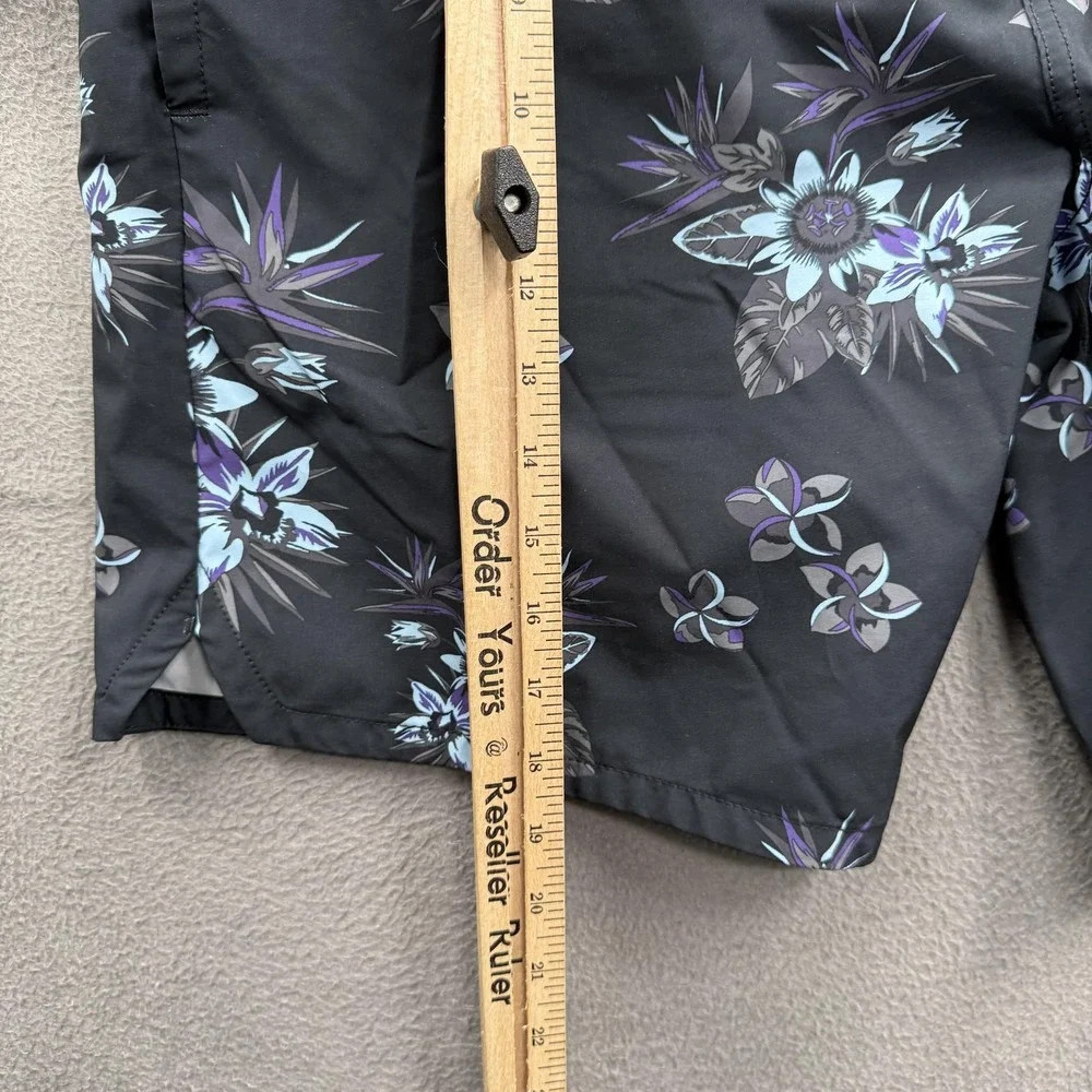 TravisMathew Board Shorts Mens 36 Black Tropical Floral Swim Trunks Quick Dry